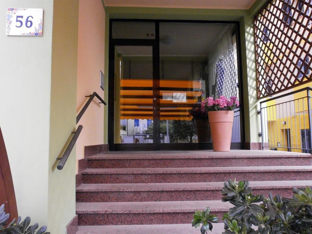 Residence Carioca Rimini Eksteriør bilde