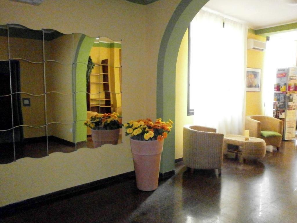 Residence Carioca Rimini Eksteriør bilde