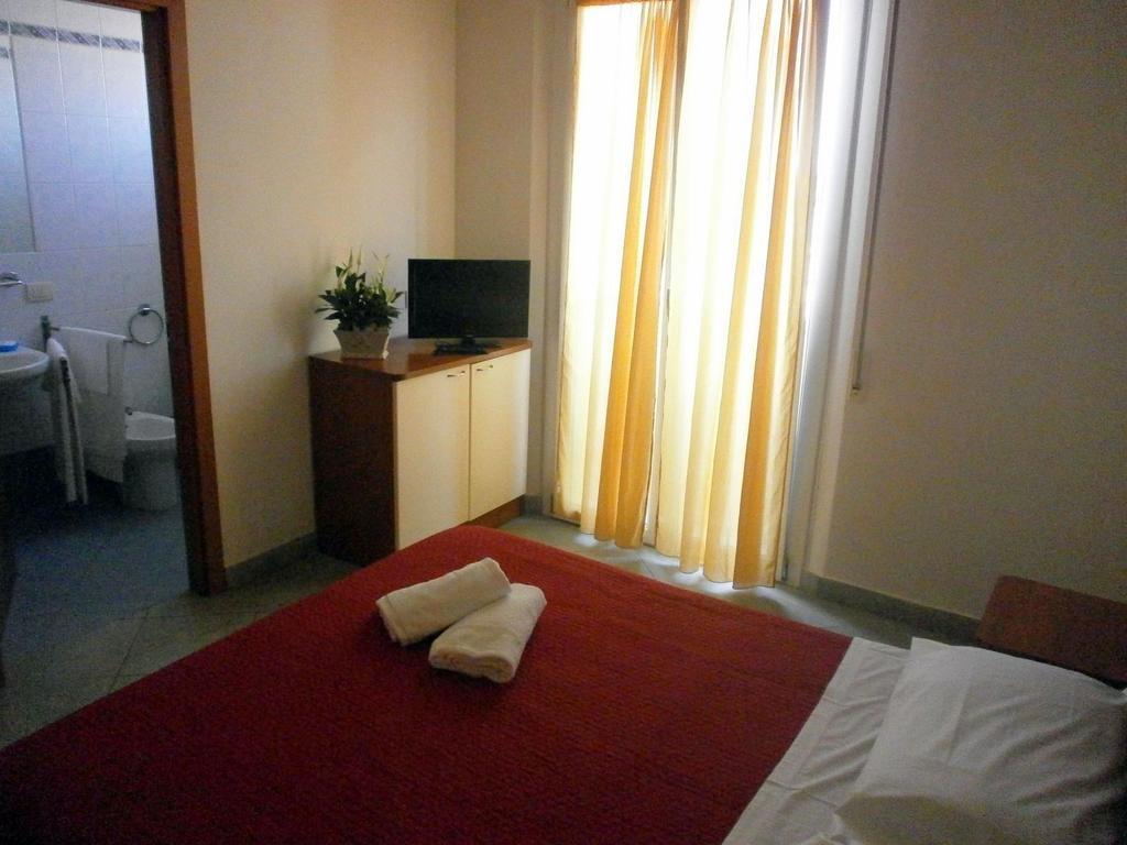 Residence Carioca Rimini Eksteriør bilde